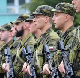 
Правительство Чехии намерено сохранить оборонные расходы на уровне 2 процентов ВВП в 2027 году