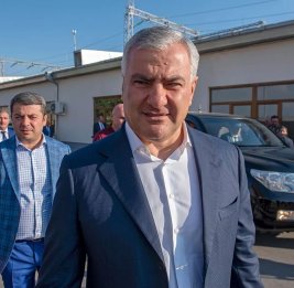 Карапетян: Мы идем по пути смены власти законным путем