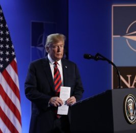 Трамп вновь ставит под вопрос роль НАТО
