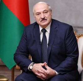 Лукашенко сожалеет, что райкомов партии больше нет