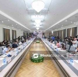 В Баку проходит международная конференция на тему "Медиа и деколонизация: возвышаемые голоса, укрепление нарративов"
