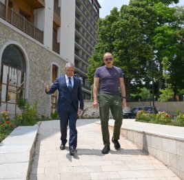 Ознакомление с работами, выполненными на улице Карабах в Шуше в рамках государственно-частного партнерства