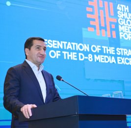 В рамках Шушинского глобального медиафорума представлена стратегия Центра совершенства медиа D-8