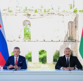 Президенты Азербайджана и Словакии выступили с заявлениями для прессы