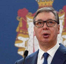 
Президент Сербии доехал на поезде до Киева