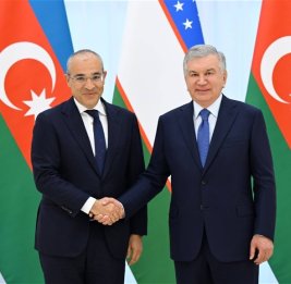 Микаил Джаббаров встретился с Шавкатом Мирзиёевым
