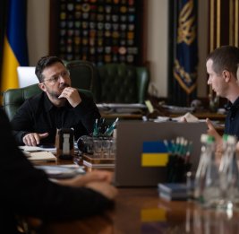 Зеленский налаживает отношения с Польшей: Украина откроет архивы по Волынской трагедии