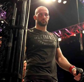 Бойца UFC Оздемира дисквалифицировали на 16 месяцев за допинг