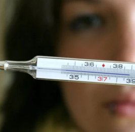 В Агдаше скончалась женщина, госпитализированная с высокой температурой