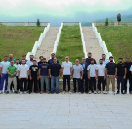 
Рашад Набиев встретился с дзюдоистами на сборах в Гусаре