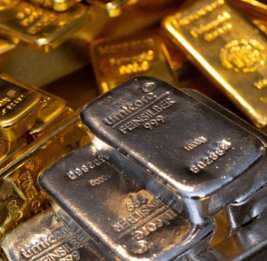 Цена на золото упала, цена на серебро выросла
