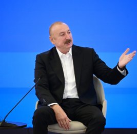 На пике отношений 