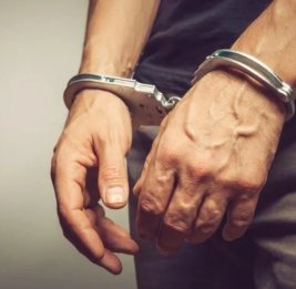 
Из Сербии в Азербайджан экстрадирован обвиняемый в мошенничестве на 90,9 млн манатов