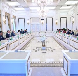 Делегация Коммунистической партии Китая посетила Милли Меджлис