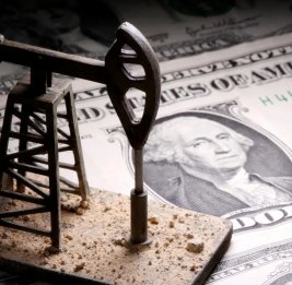 
Азербайджанская нефть подешевела до $102,7 за баррель