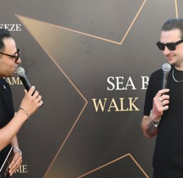 На Аллее Sea Breeze Walk of Fame состоялось открытие звезды британского певца Джона Ньюмана