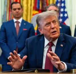 Трамп выбирает курс
