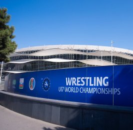 Баку принимает юношеский чемпионат мира по борьбе