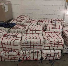 Полиция изъяла более 2.6 тонн кокаина у берегов Португалии