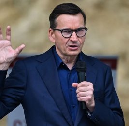 Экс-премьер Польши объявил о создании новой парламентской фракции