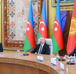 
Президент Ильхам Алиев: Мы приняли решение об увеличении средств Кыргызско-азербайджанского фонда