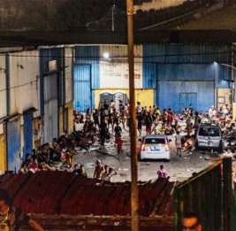 Около 60 тысяч человек проникли за сутки в Сеуту из Марокко