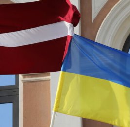 Латвия передала Украине более 180 конфискованных машин 