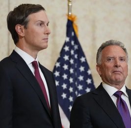 
Трампа призвали сменить переговорщиков по Ирану