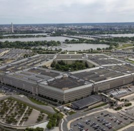 После &laquo;гневного звонка&raquo; Трампа Пентагон экстренно собрался