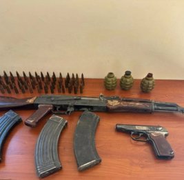 
В Азербайджане накануне изъято значительное количество оружия и боеприпасов