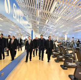 Министр спорта и молодежи Ирана побывал в Бакинском дворце водного спорта