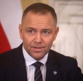 В Польше прекратили дело о возможном превышении полномочий Навроцким