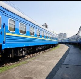 
В Одесской области российский дрон ударил по пассажирскому поезду, есть погибшие