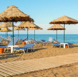 Температура воды на пляжах Баку 16 августа достигнет 27 градусов