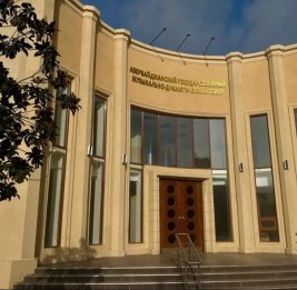 
Азербайджанскому театру в Дербенте присвоят имя Муслима Магомаева