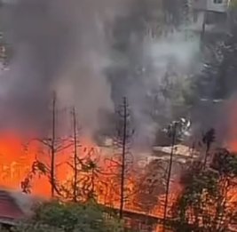 МЧС заявило о пожаре в Баку