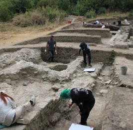 
Экспедиция, проливающая свет на историю Салбира: обнаружена 32-метровая оборонительная стена