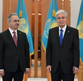 
Посол Азербайджана вручил верительные грамоты Президенту Казахстана