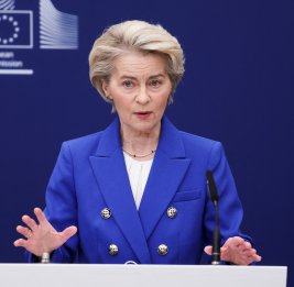 Председатель ЕК вступилась за главу МУС после введения санкций США