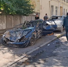 В результате российских ракетных ударов разрушены жилые дома в Киеве