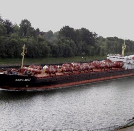 Беспилотники атаковали два судна с азербайджанскими моряками в Черном море