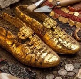 У берегов Каспия нашли 1500-летнее захоронение женщины в &laquo;золотой&raquo; обуви