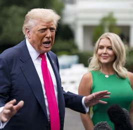 Трамп пожаловался, что его пресс-секретарь любит своих детей больше него