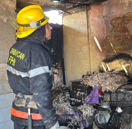 
В Сумгайыте загорелсядом, есть пострадавший
