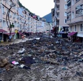 
Шесть лет трагедии: В Турции чтят память жертв разрушительного селевого потока