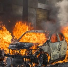 
В Джалилабаде сгорел автомобиль

