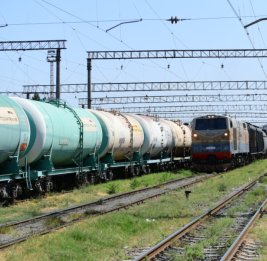 
Из Азербайджана транзитом в Армению отправлена очередная партия груза