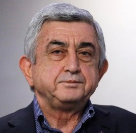 Сержу Саргсяну предъявили обвинение по двум статьям УК Армении
