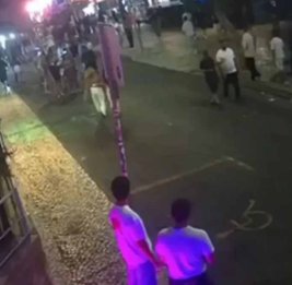В результате наезда автомобиля на пешеходов в Португалии ранены 12 человек