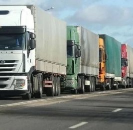 На азербайджано-грузинской границе устранена загруженность транспортных средств